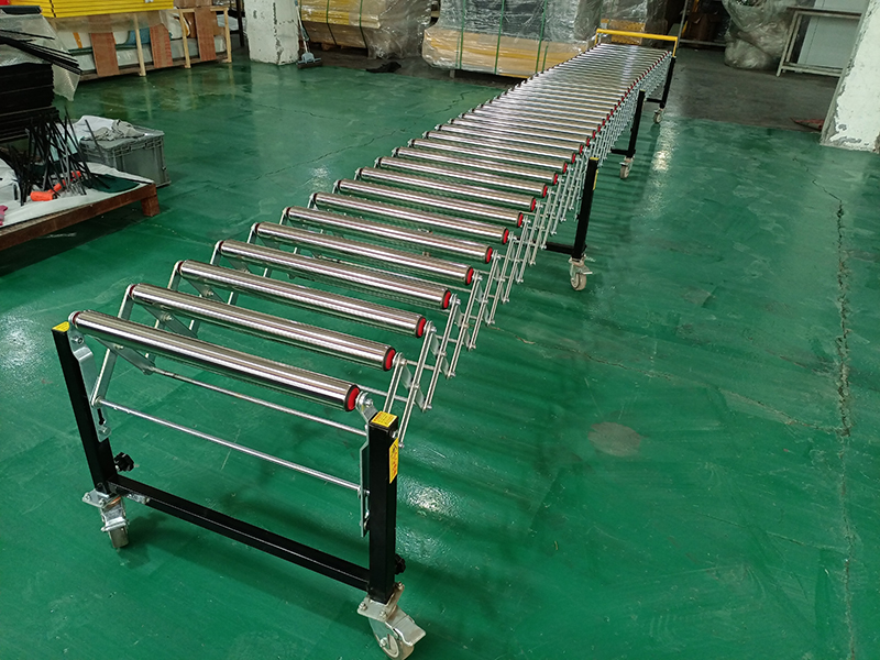 无动力伸缩辊筒输送线-2024-12-31.jpg 无动力伸缩辊筒输送线-2024-12-31.jpg